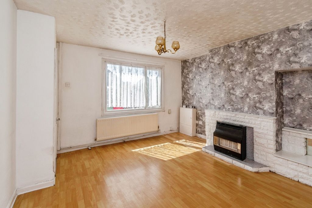 Property photo 2 of 20 Pbox-Img.Jpg