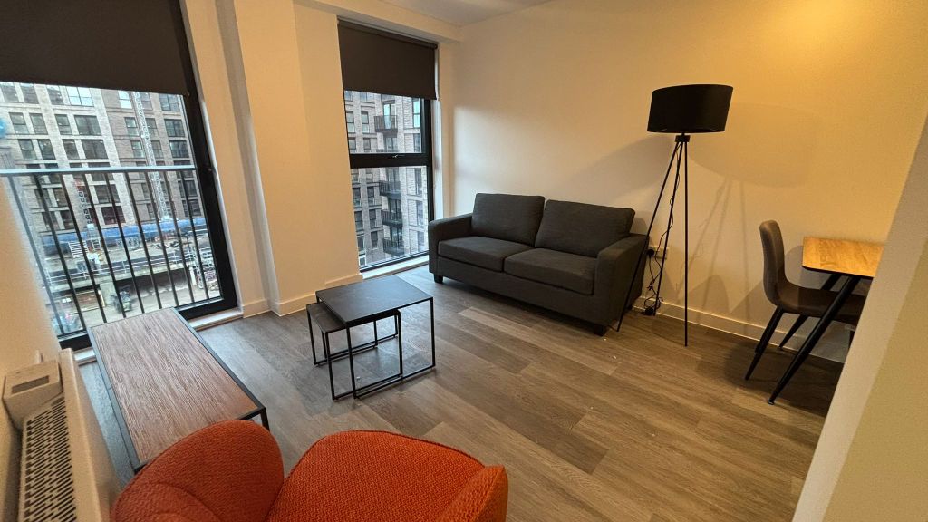 Property photo 2 of 12