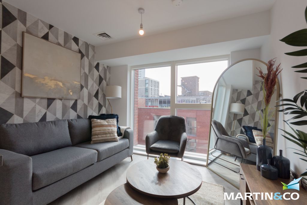 Property photo 1 of 12 5