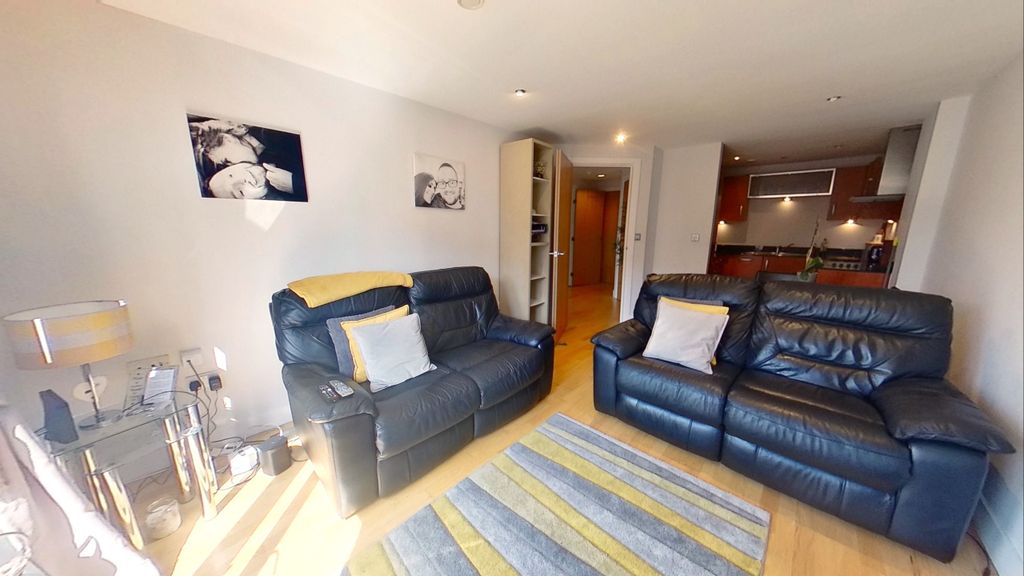 Property photo 2 of 13 Magellan-House-08302023151321.Jpg