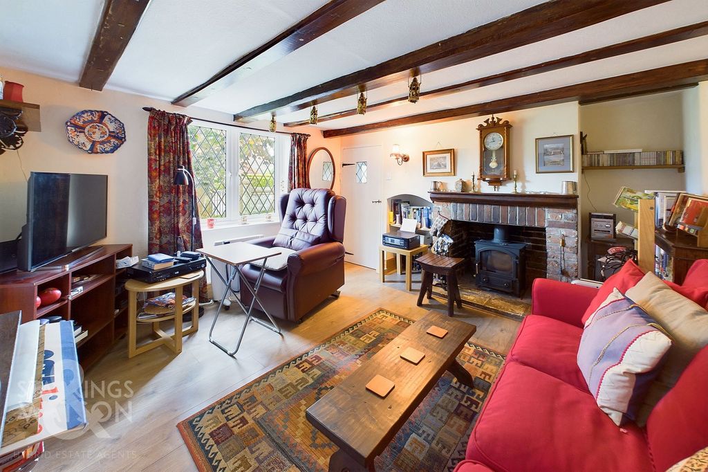 Property photo 2 of 19