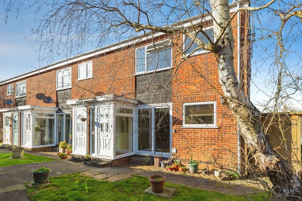 Property photo 1 of 12