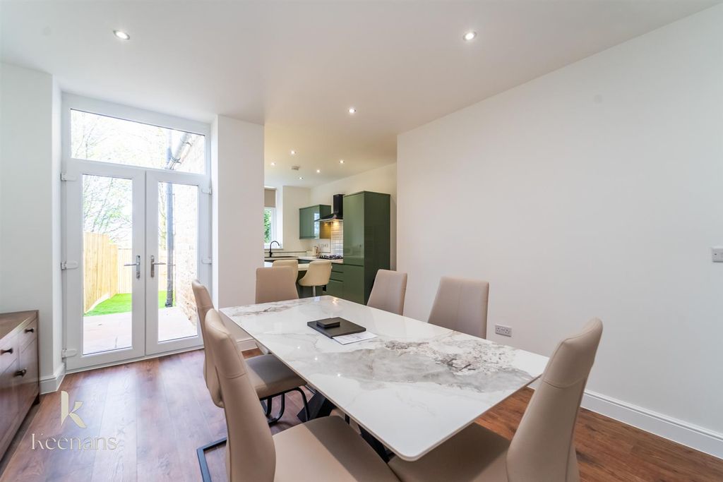 Property photo 1 of 33 Dsc03704.Jpg