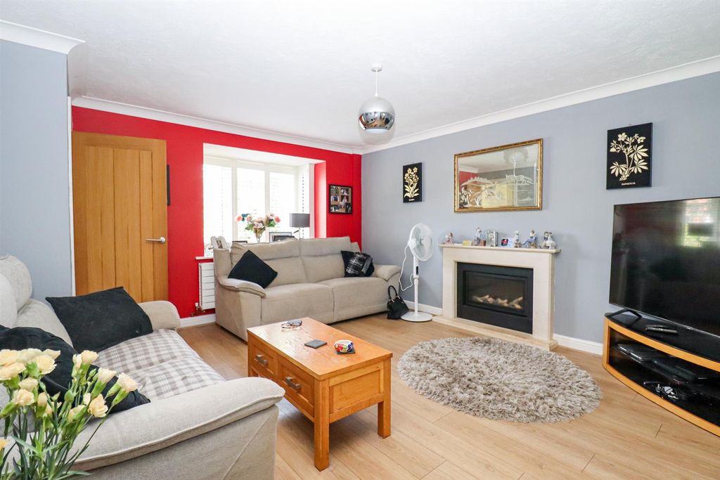 Property photo 2 of 14 Img_8885.Jpg