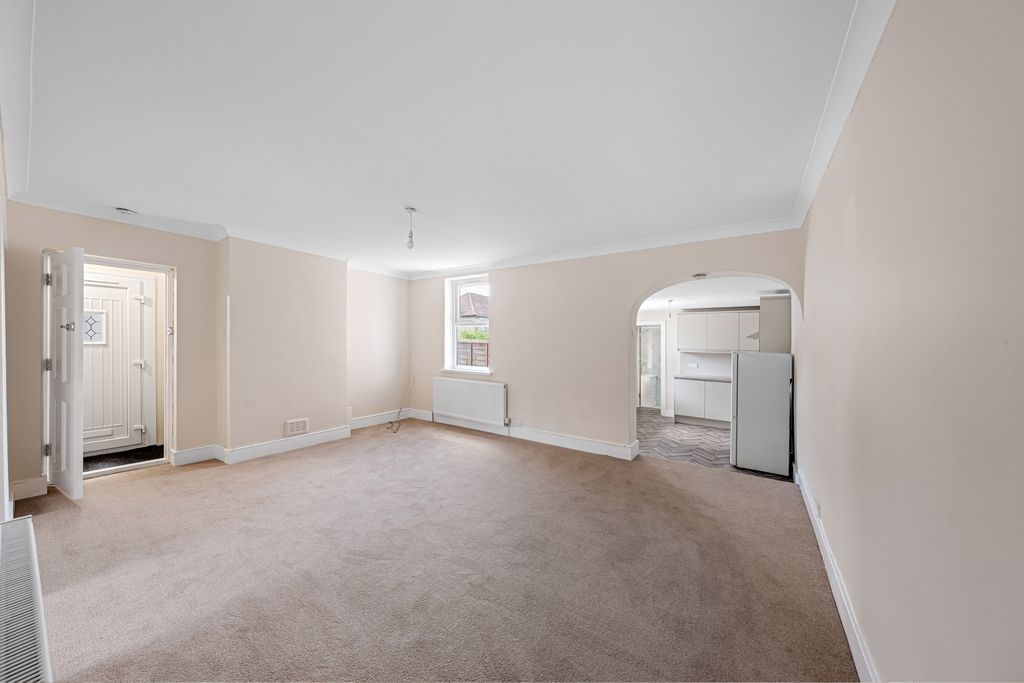 Property photo 3 of 13 Photo 5