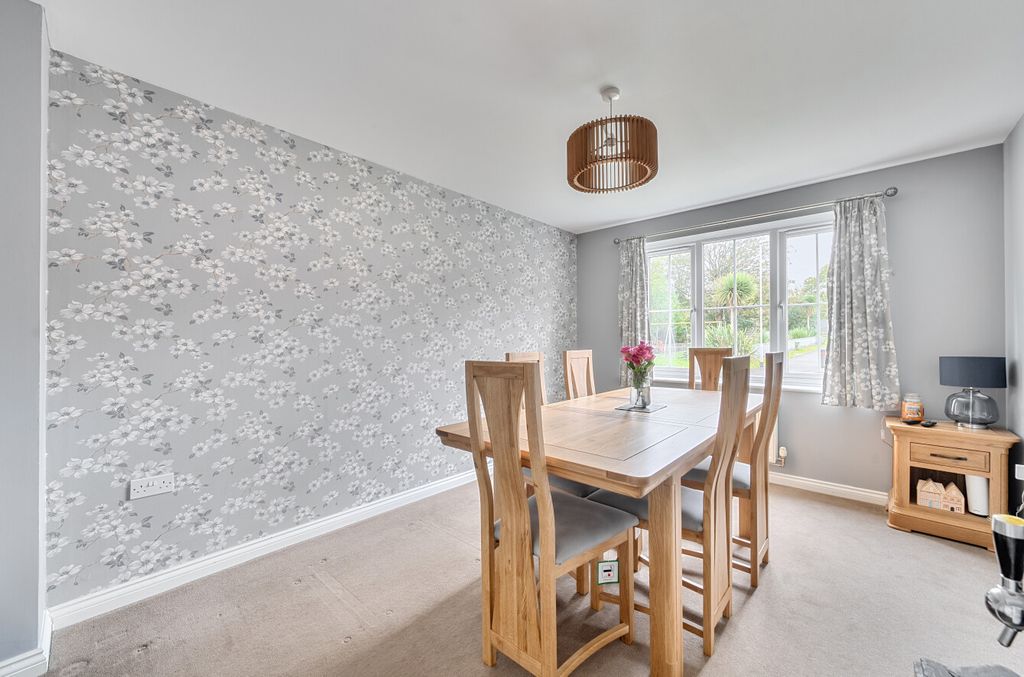 Property photo 3 of 19 1375638-16-69088E...