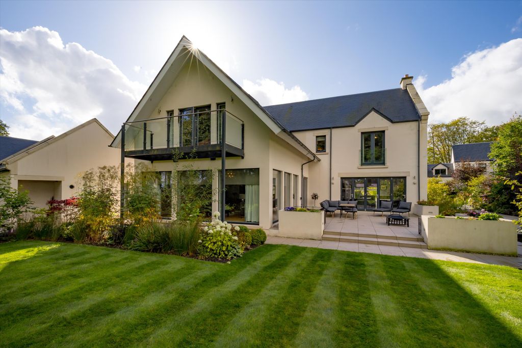 Property photo 1 of 30 Image