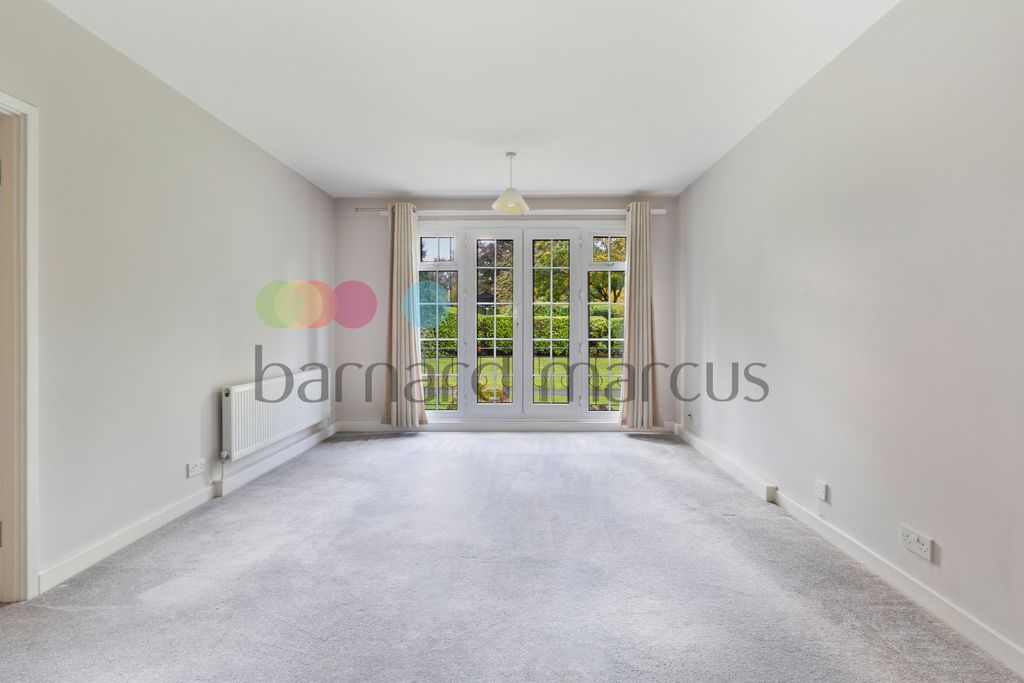 Property photo 2 of 8 Image