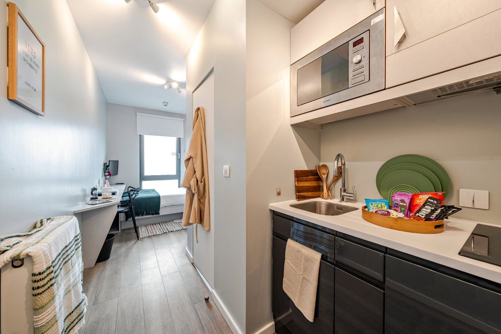 Property photo 2 of 9 Picture No. 04