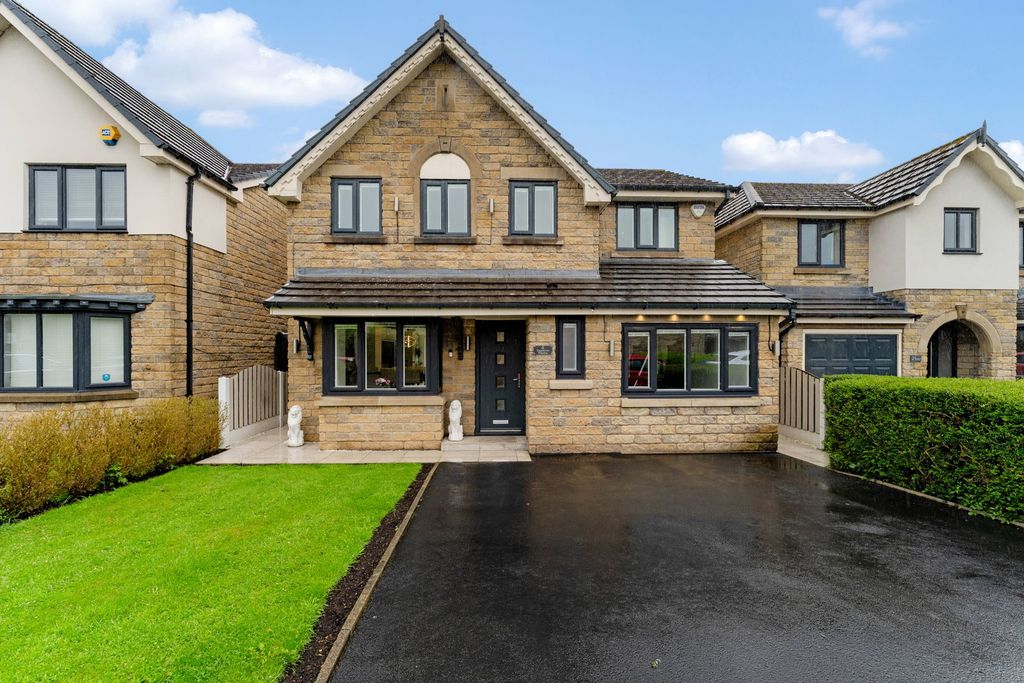 Property photo 1 of 33