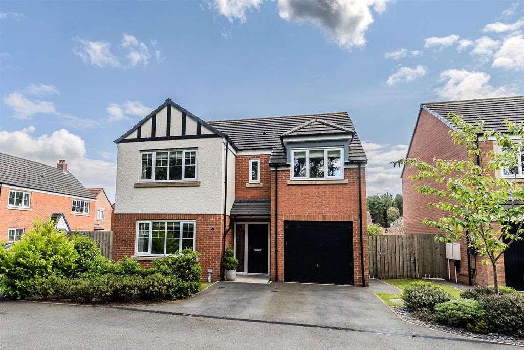 Property photo 1 of 31