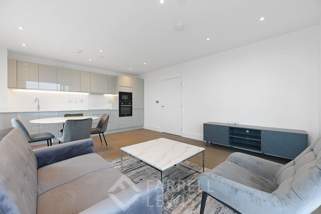 Property photo 3 of 9