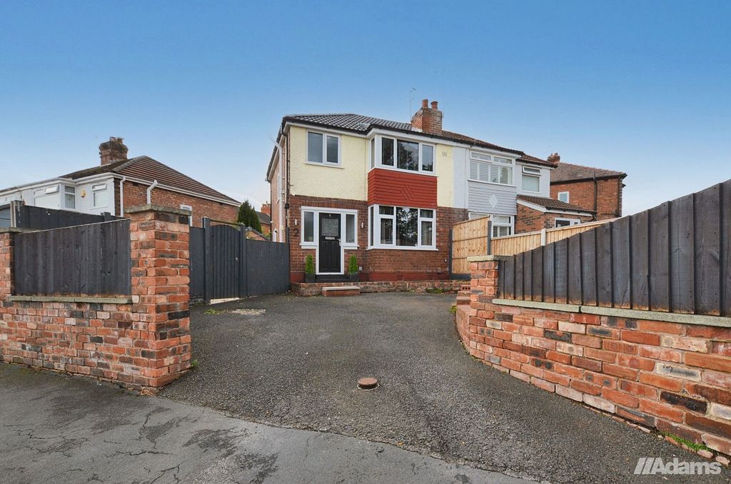 Property photo 2 of 19