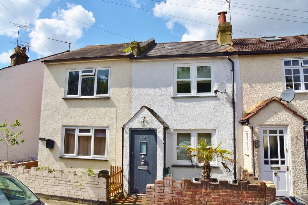 Property photo 1 of 9