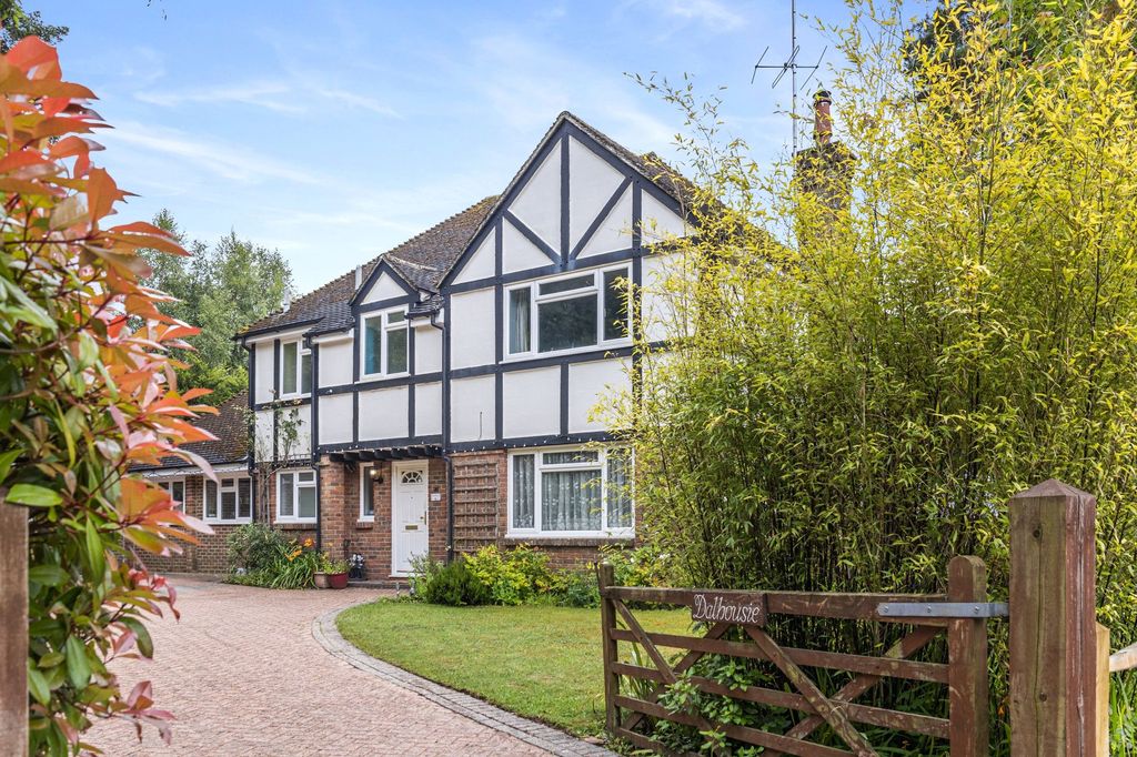 Property photo 1 of 18