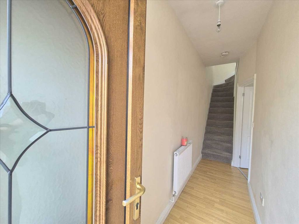 Property photo 2 of 20 Hall