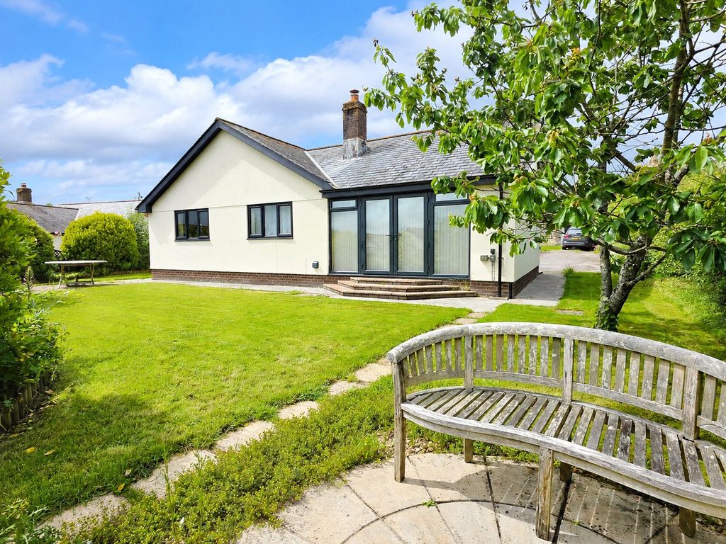 Property photo 1 of 17 1 - Picture No. 36