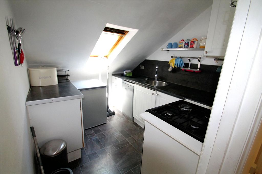 Property photo 1 of 9 Picture No. 04
