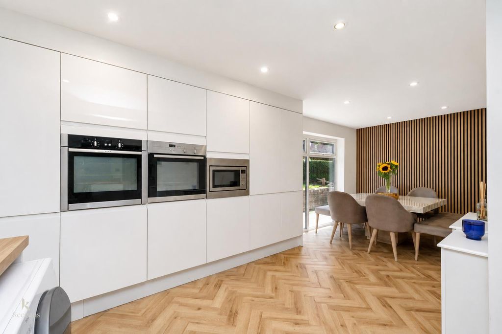 Property photo 2 of 49 2.Jpg