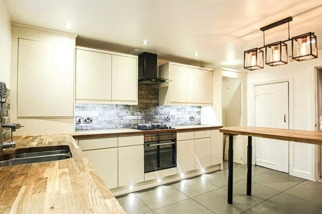 Property photo 2 of 20 Picture No. 04
