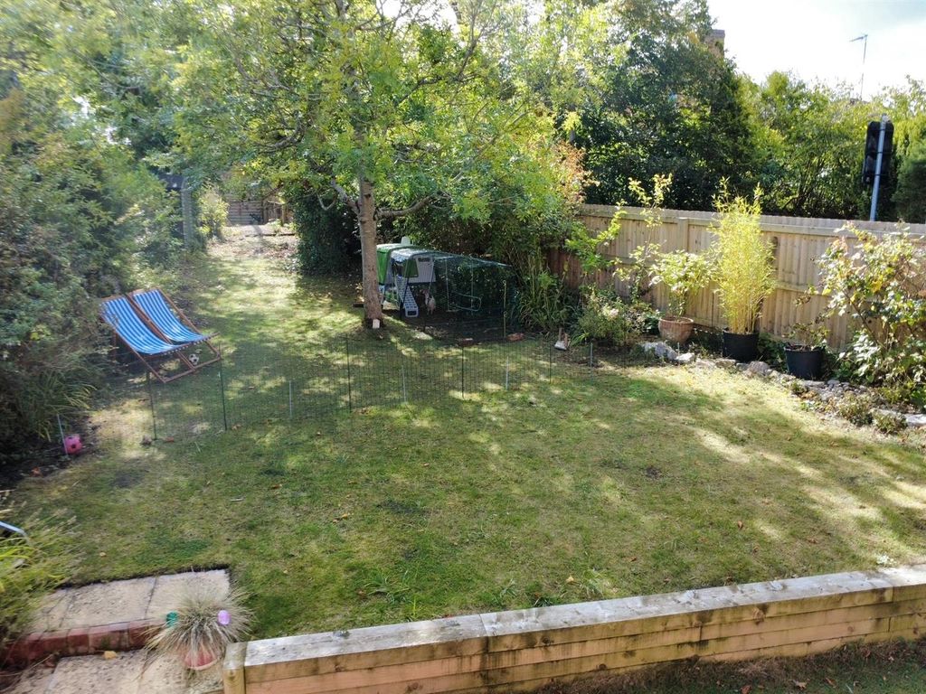 Property photo 3 of 25 Grd 1 N.Jpg