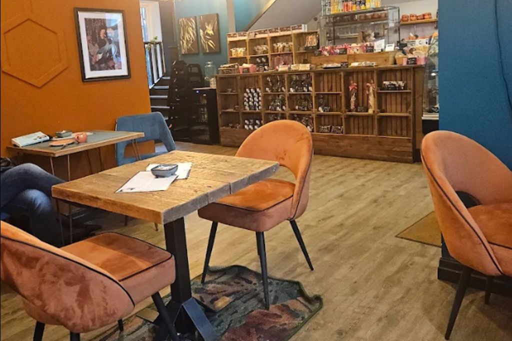 Property photo 3 of 7