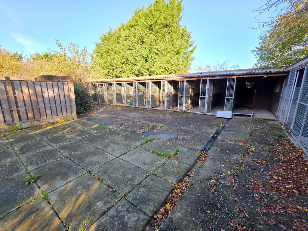 Property photo 1 of 26