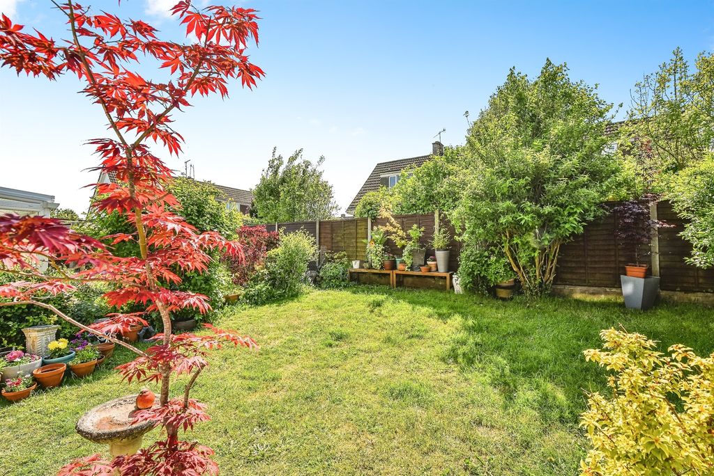 Property photo 2 of 16