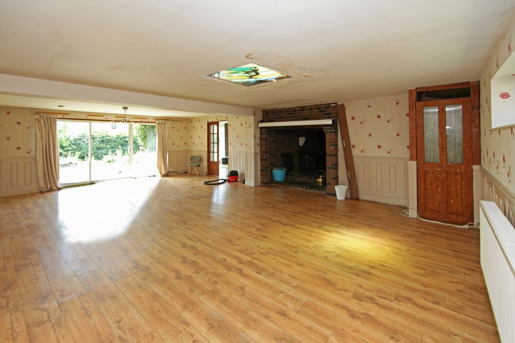 Property photo 3 of 22 Photo 19