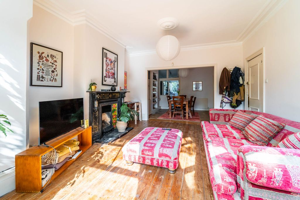 Property photo 2 of 12 Ndb06209