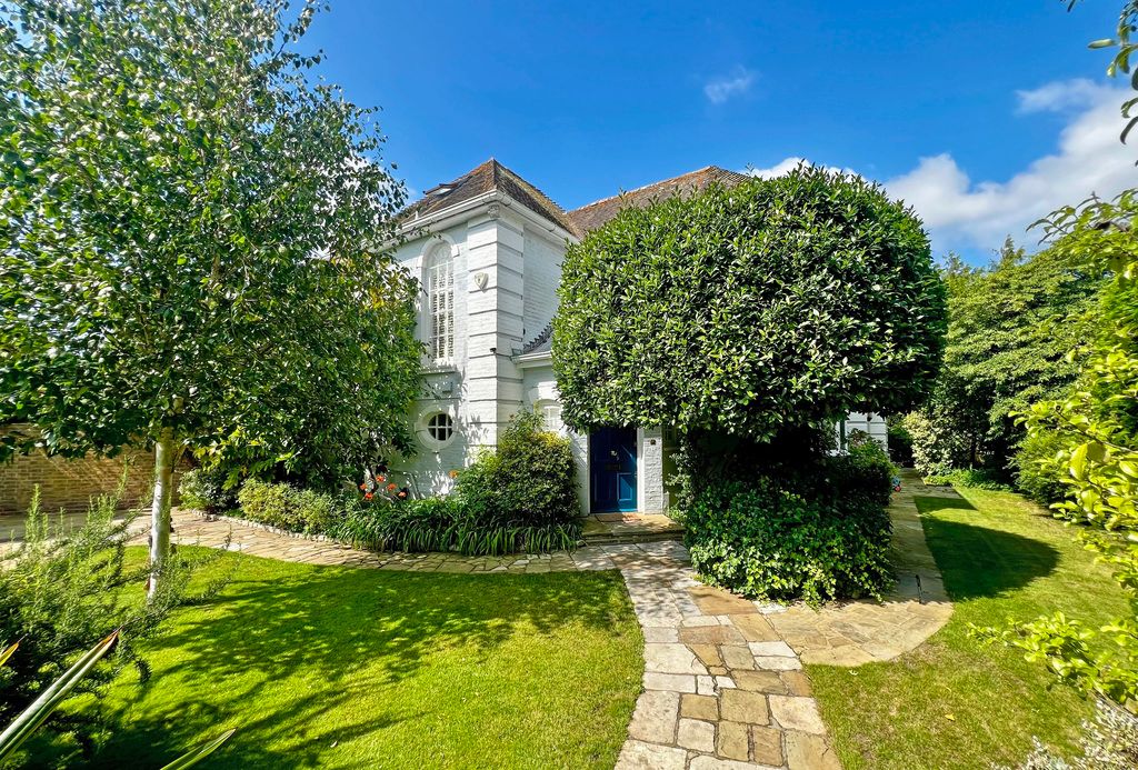Property photo 1 of 48