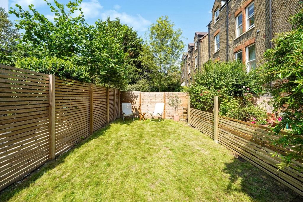 Property photo 3 of 14 Picture No. 13