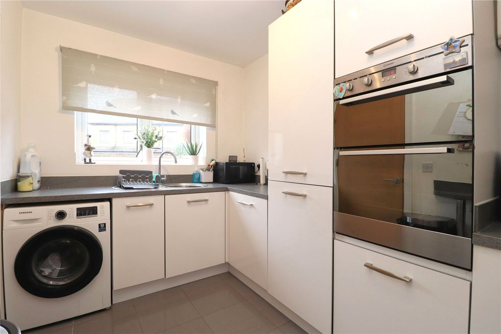 Property photo 3 of 14 Picture No. 07