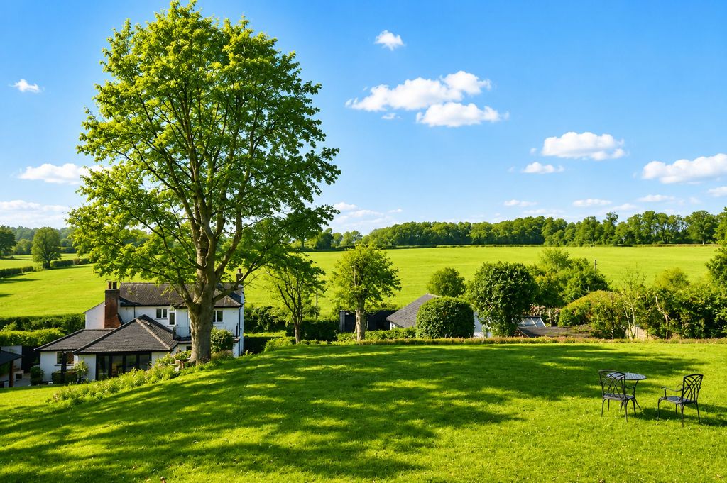 Property photo 1 of 39