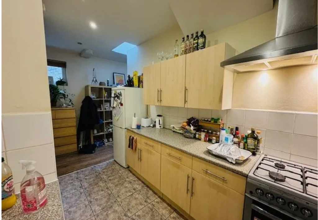 Property photo 1 of 3