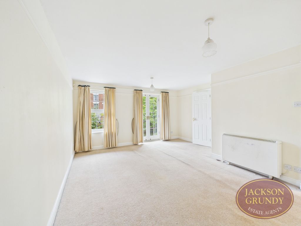 Property photo 2 of 12 Scholars Court