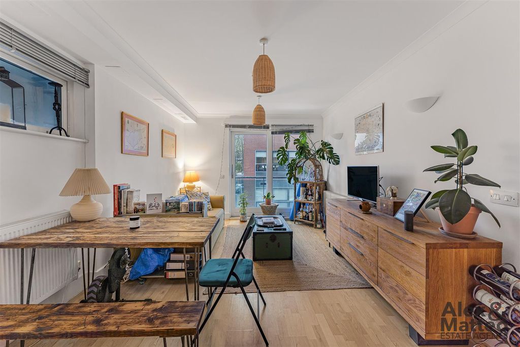 Property photo 3 of 16 Dsc09369.Jpg