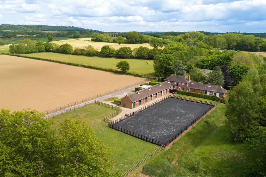 Property photo 3 of 25 5142975