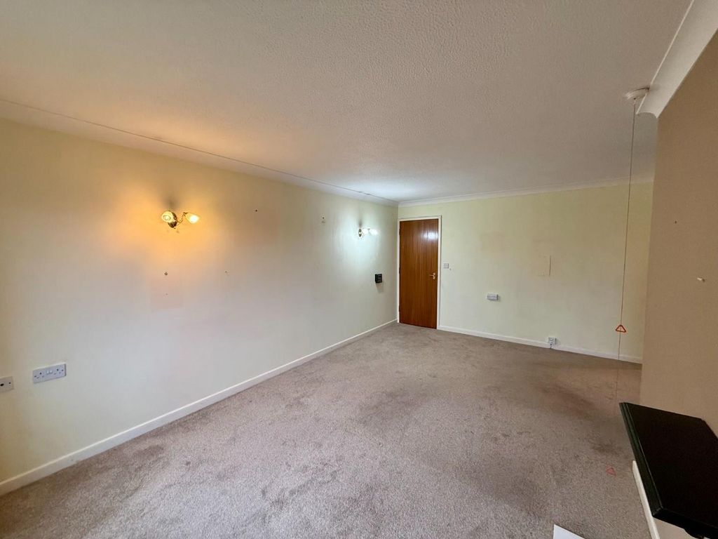 Property photo 3 of 12 Img_9198.Jpeg