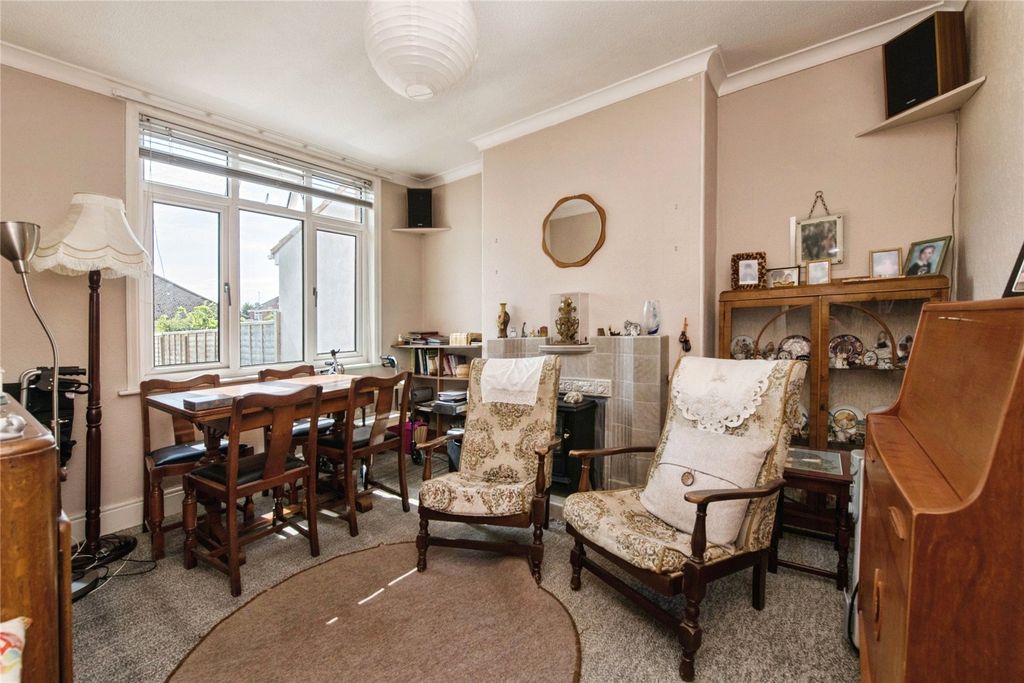 Property photo 3 of 13 Picture No. 05