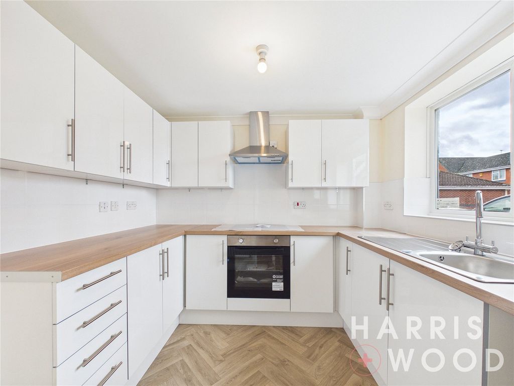 Property photo 2 of 10 Picture No. 04