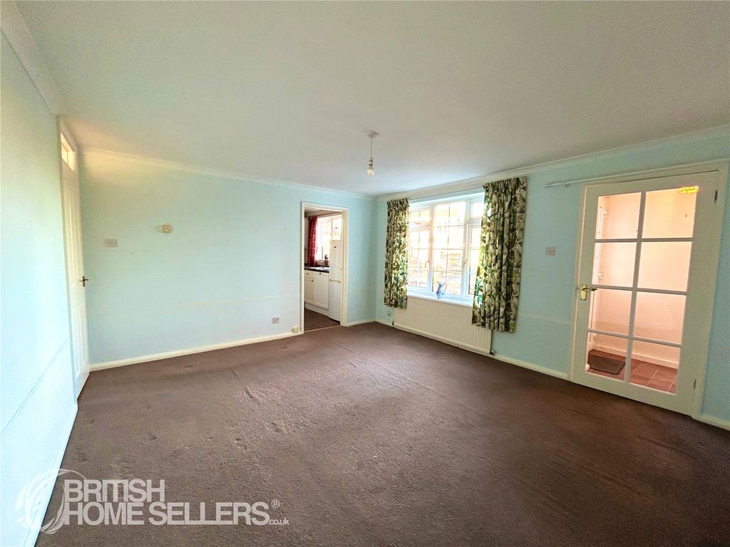 Property photo 3 of 9 Picture No. 06