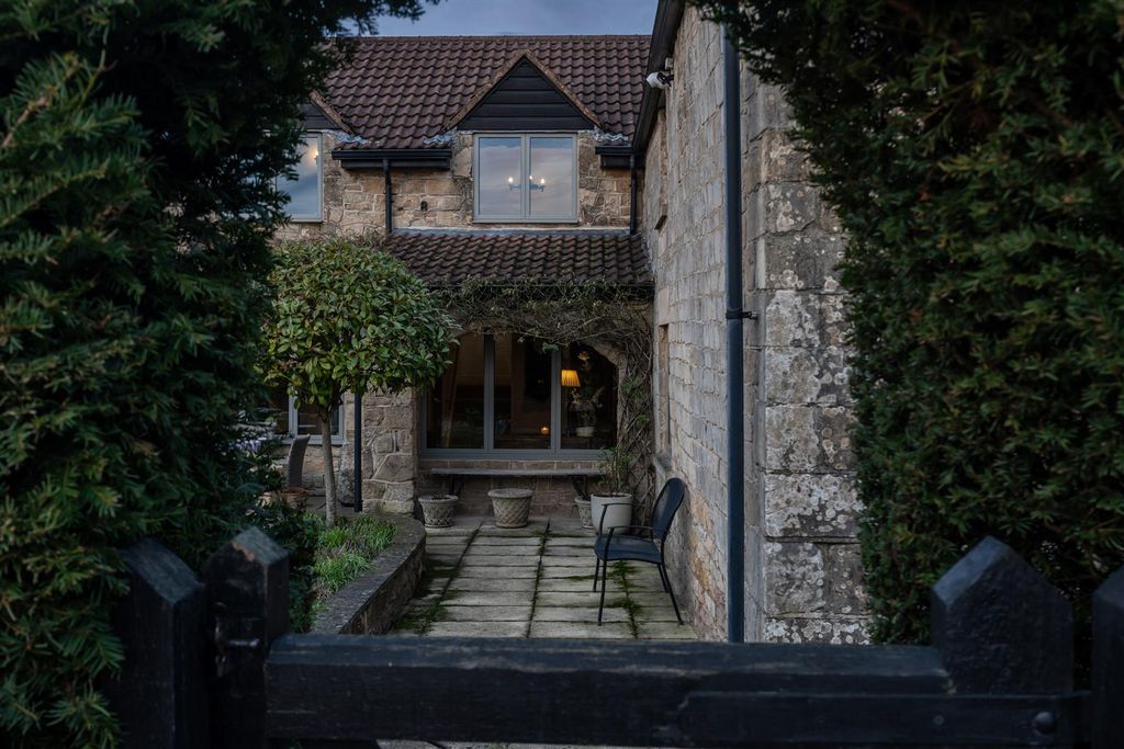 Property photo 1 of 54 Exterior And Gardens