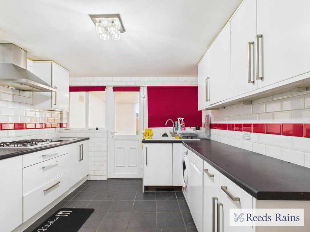 Property photo 3 of 14 Picture No. 33