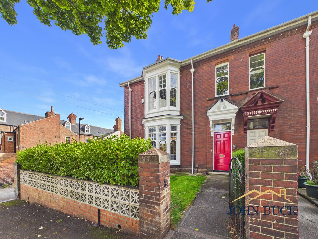 Property photo 1 of 30