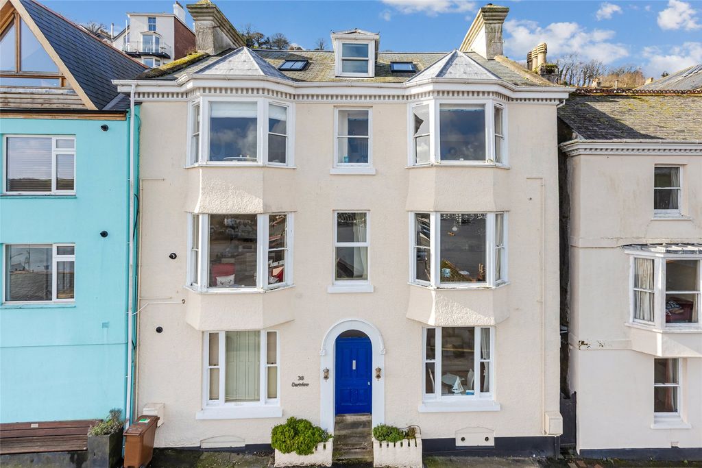 Property photo 1 of 10 1 - Picture No. 18