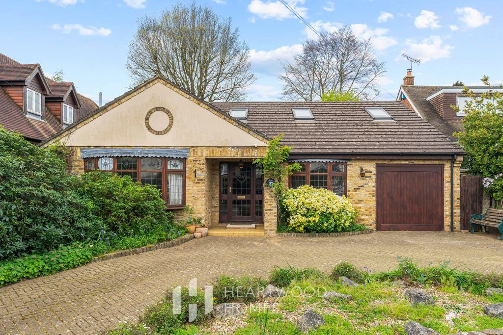 Property photo 1 of 24