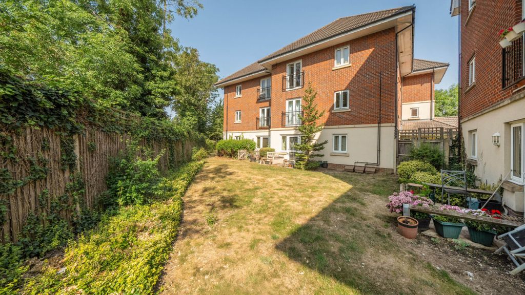 Property photo 3 of 16