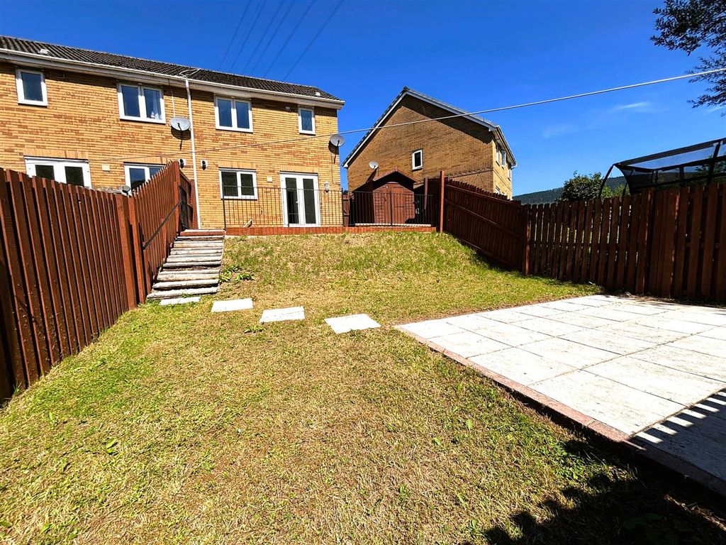Property photo 1 of 17 Rear Garden