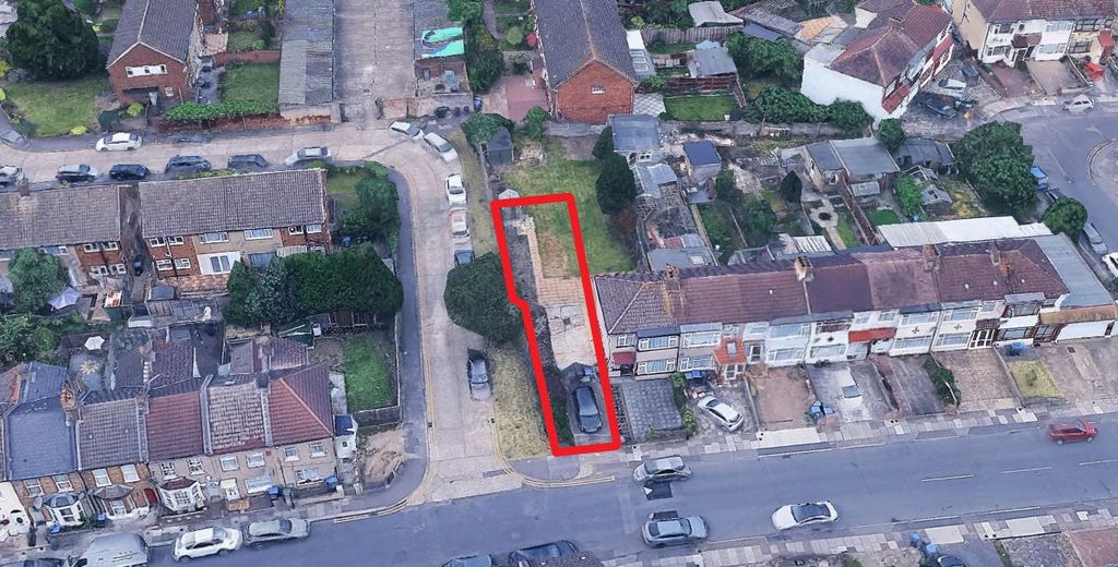 Property photo 1 of 7